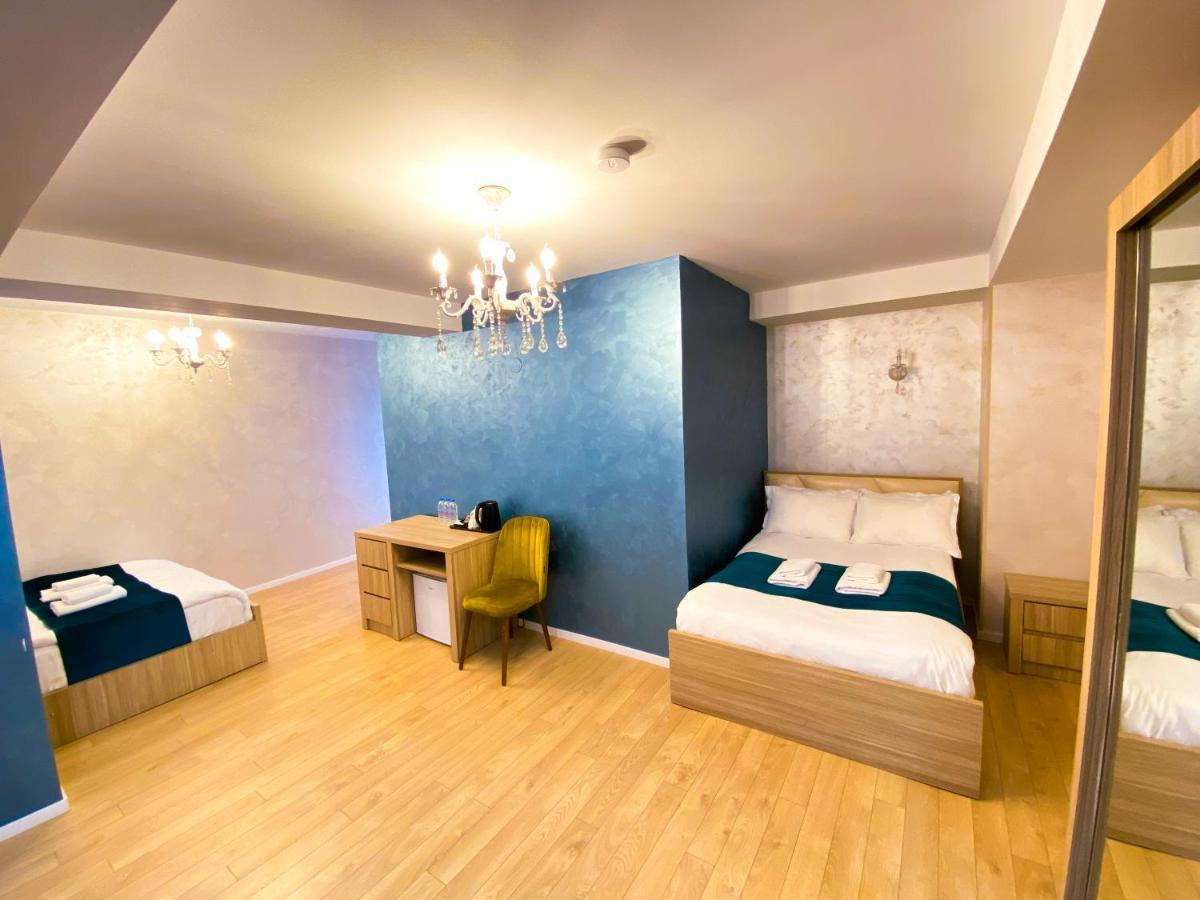 Hotel Mestia Inn エクステリア 写真
